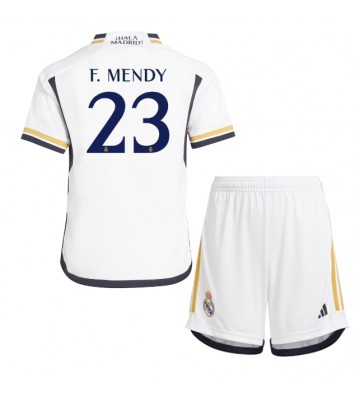 Real Madrid Ferland Mendy #23 Replika Babytøj Hjemmebanesæt Børn 2023-24 Kortærmet (+ Korte bukser)